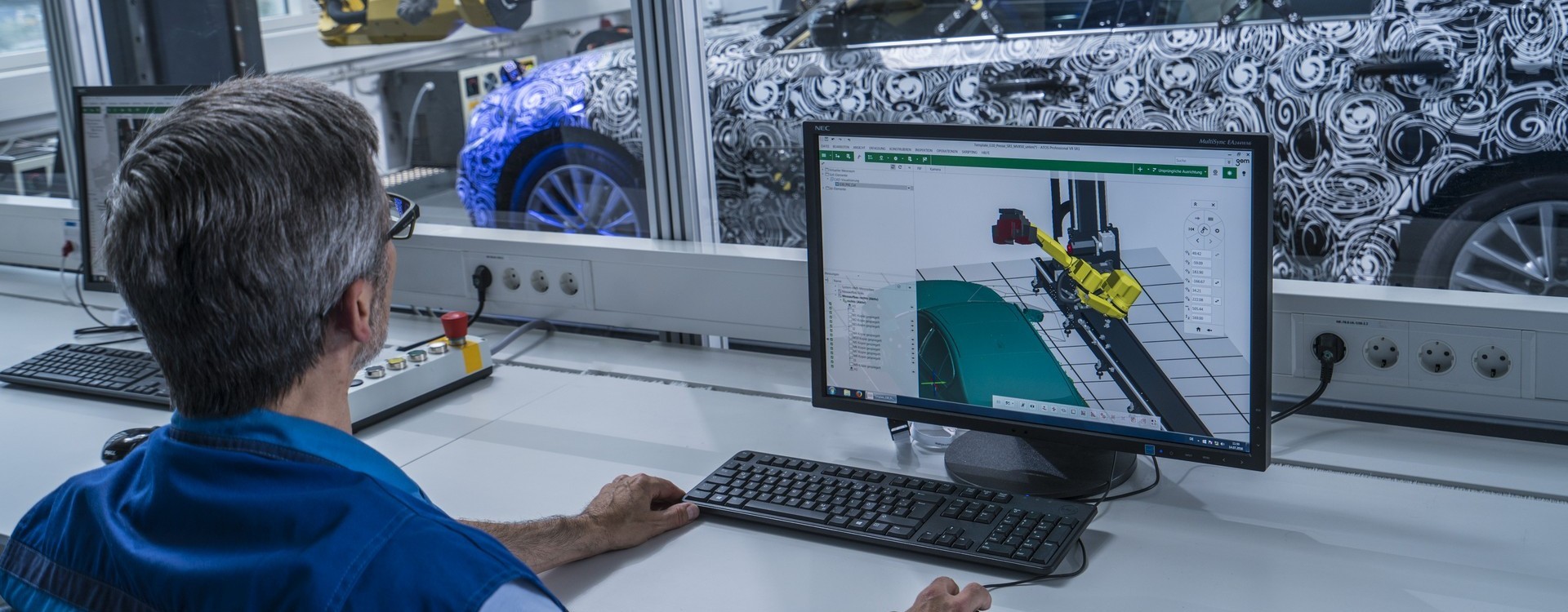 Віртуальний BMW 5 СЕРІЇ: унікальна технологія оптичного вимірювання для створення 3D-моделі автомобіля нового покоління.