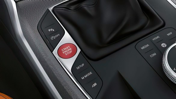 Кнопка Start/Stop червоного кольору.