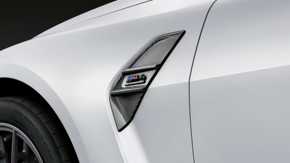 Повітровод M Performance з вуглецевого волокна.