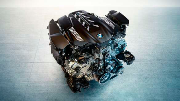 8-циліндровий бензиновий двигун BMW TwinPower Turbo.