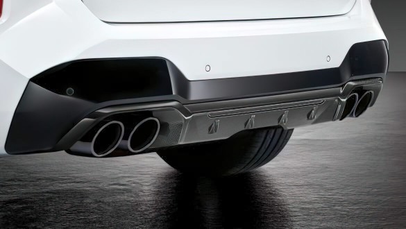 Задній дифузор M з вуглецевого волокна.