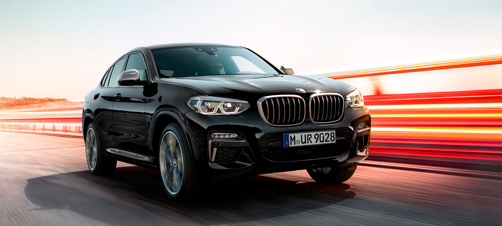 BMW X4 M40i ТА BMW X4 M40d.