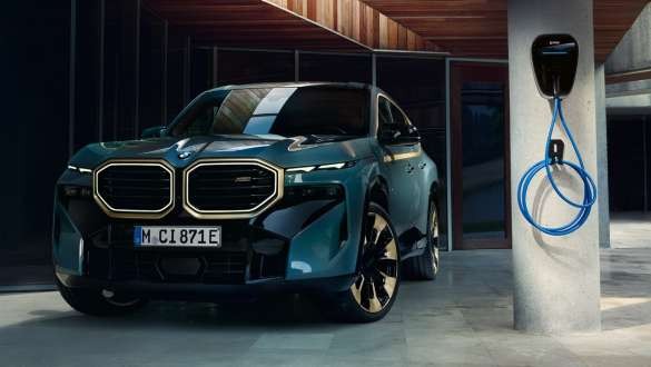 Запас ходу до 88 км з новим BMW XM.