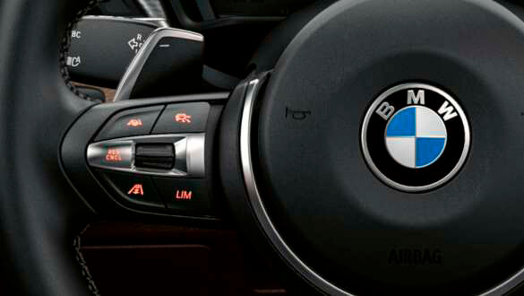 Асистент руху в пробках.