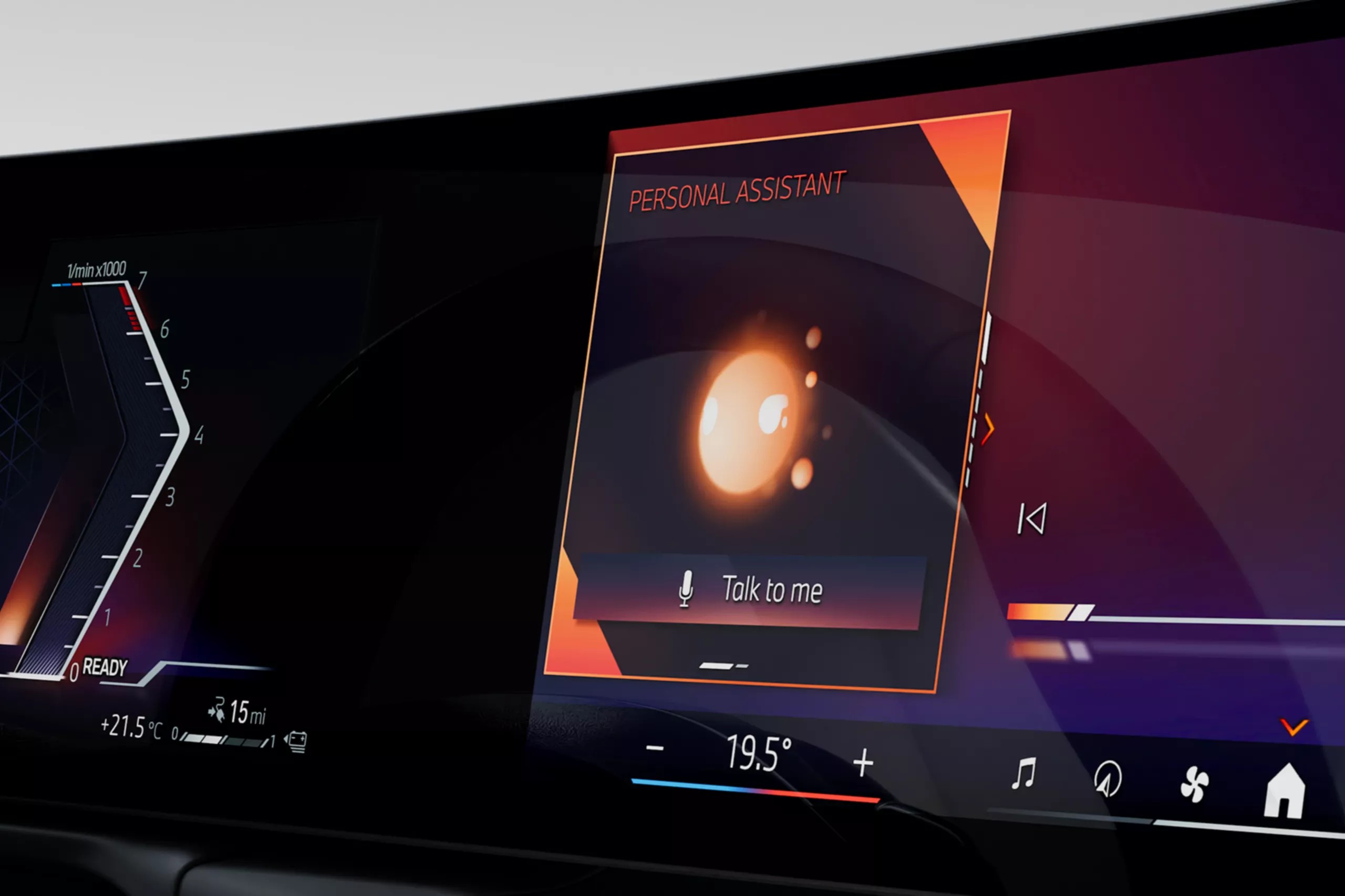 Ефективно вислуховує та допомагає.