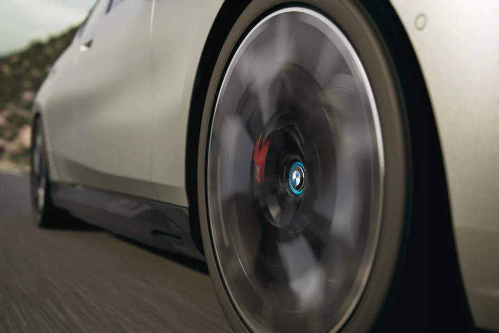 Оптимальна динаміка руху в будь-якій ситуації.