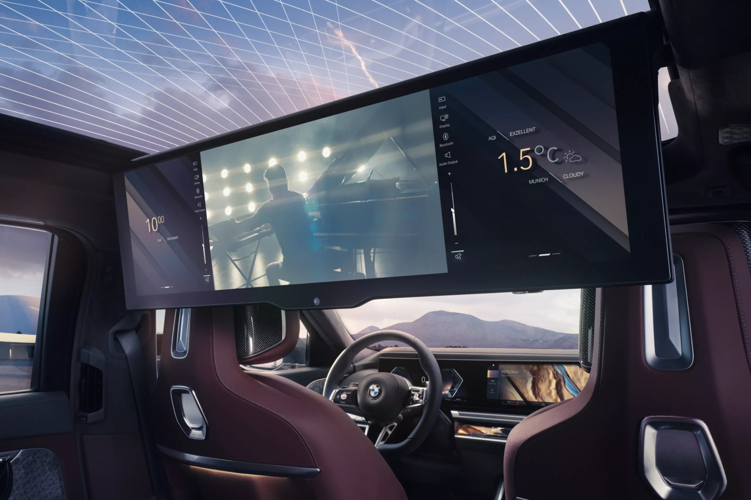 Розважальна система на задніх сидіннях відіграє важливу роль.