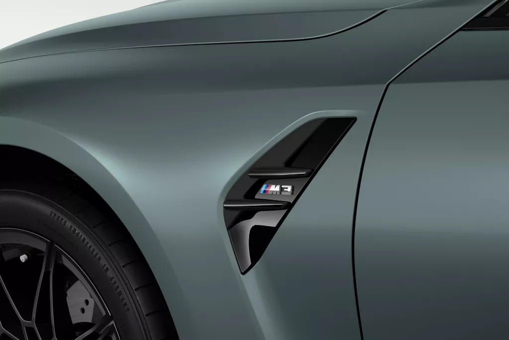 Для ефектного бічного ракурсу.