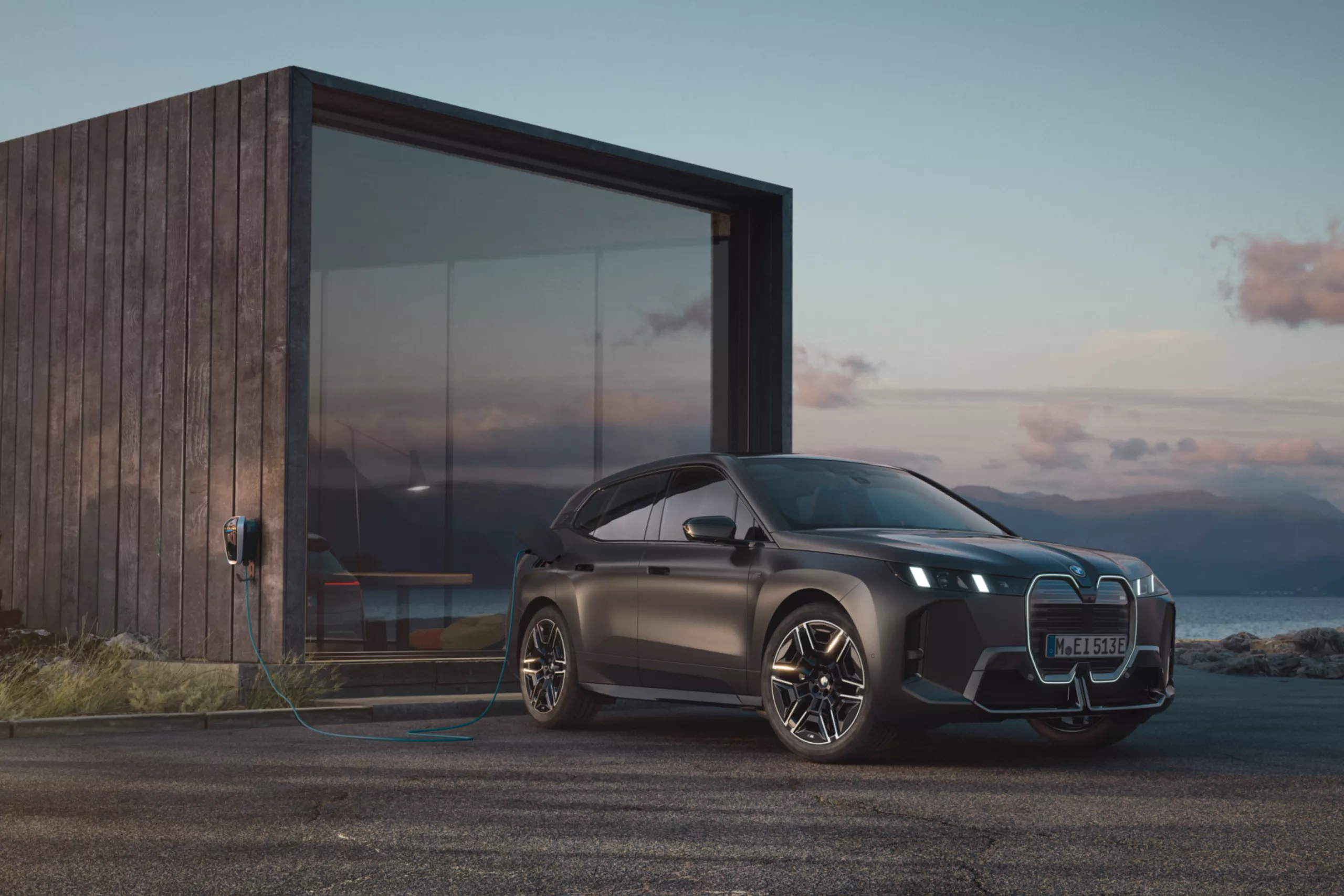 Заряджайте свій автомобіль вдома — легко та зручно.