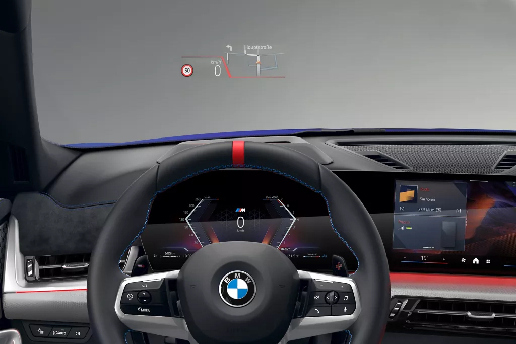 Усе в полі вашого зору завдяки проекційному дисплею BMW.